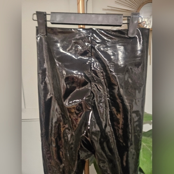 COMMANDO Faux Patent Leather Legging In Black. Size XS - Picture 10 of 15